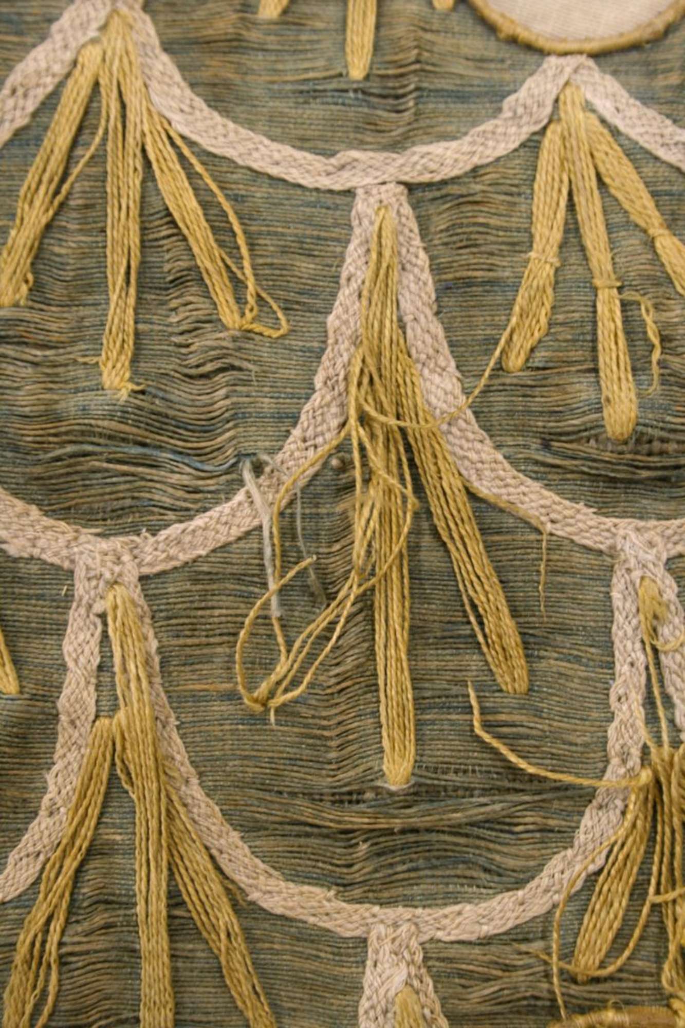 fermatura ricami prima